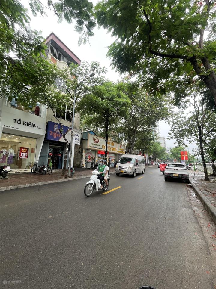 Bán nhà mặt phố thịnh liệt, hoàng mai, 60m, 7 tầng, thang máy, ô tô 45 chỗ đỗ cửa, giá 20 tỉ