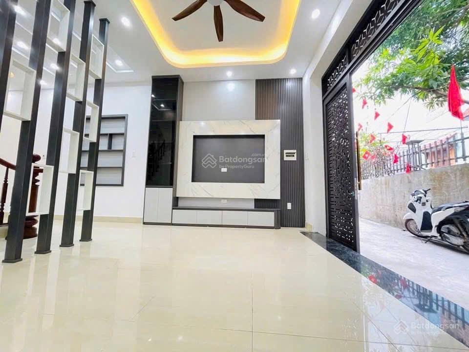 Bán nhà ngọc hồi, thanh trì, 46m x 4 tầng, mt 4.3m, cách ô tô 3 nhà, giá 7 tỷ