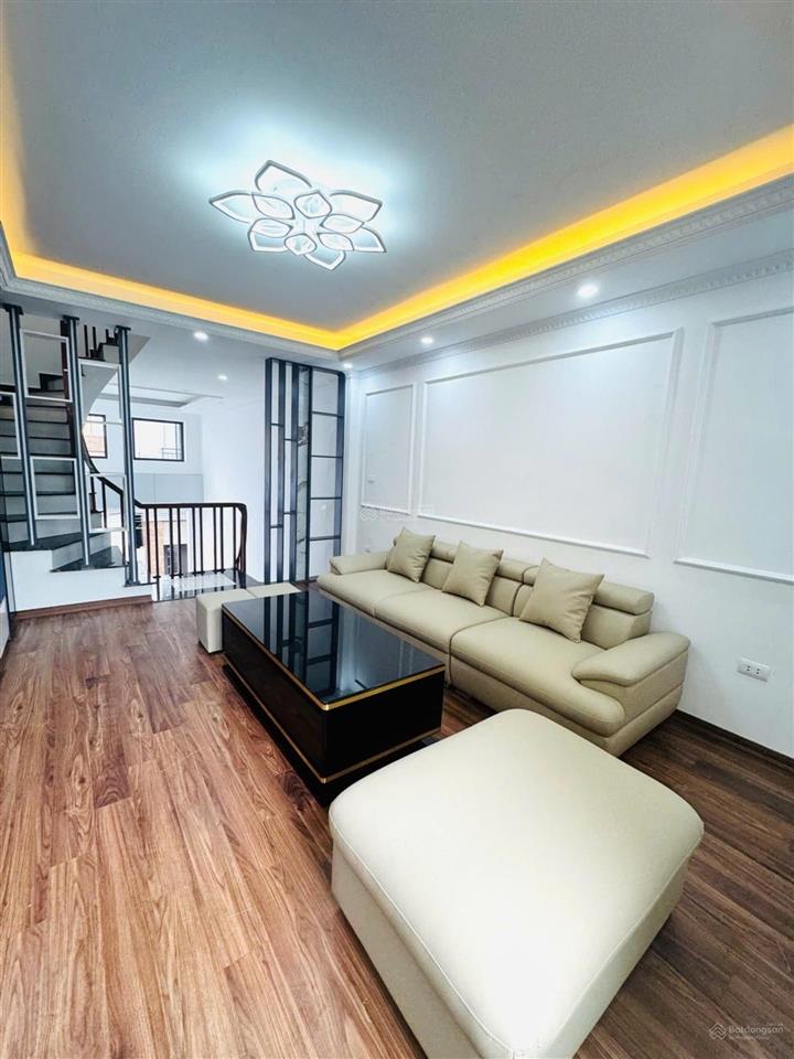 Bán nhà cương ngô thanh trì 55m2 x 5 tầng, gần phố trần thủ độ, nhà mới, giá 8 tỷ