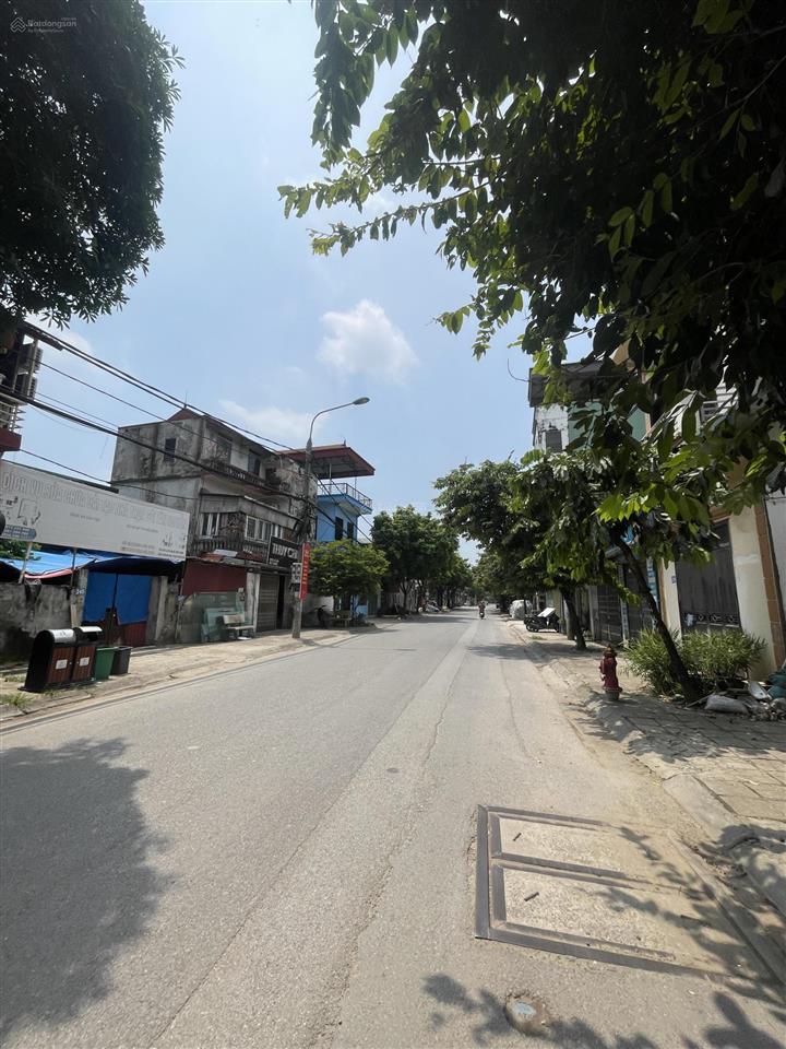 Bán nhà vĩnh khang ngọc hồi lô góc 102m vỉa hè kinh doanh giá nhỉnh 20 tỷ