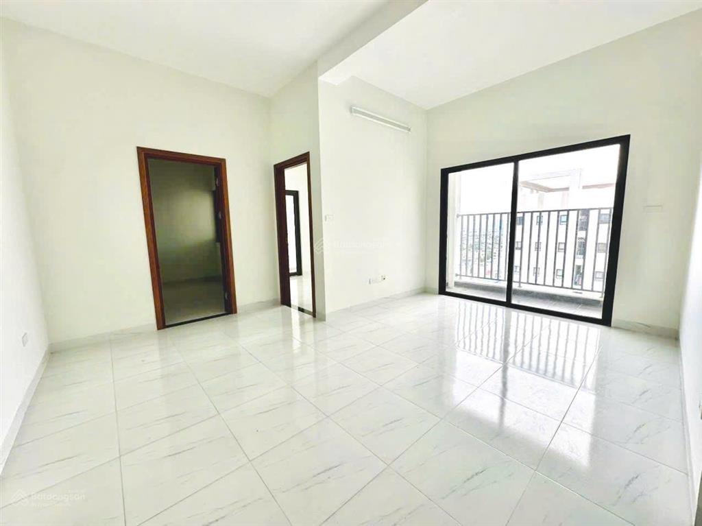 Căn hộ ssh08 hà quang 1  bố cục đẹp, chưa qua sử dụng  ban công phòng khách rộng hướng đông nam