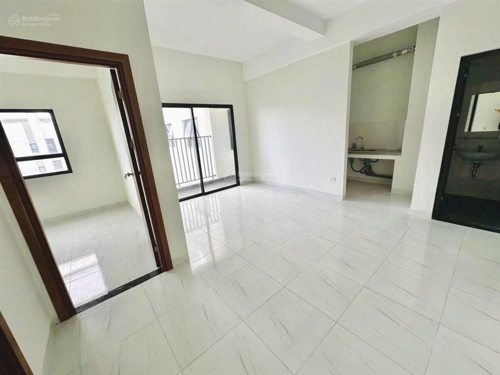 Căn hộ ssh08 hà quang 1  bố cục đẹp, chưa qua sử dụng  ban công phòng khách rộng hướng đông nam