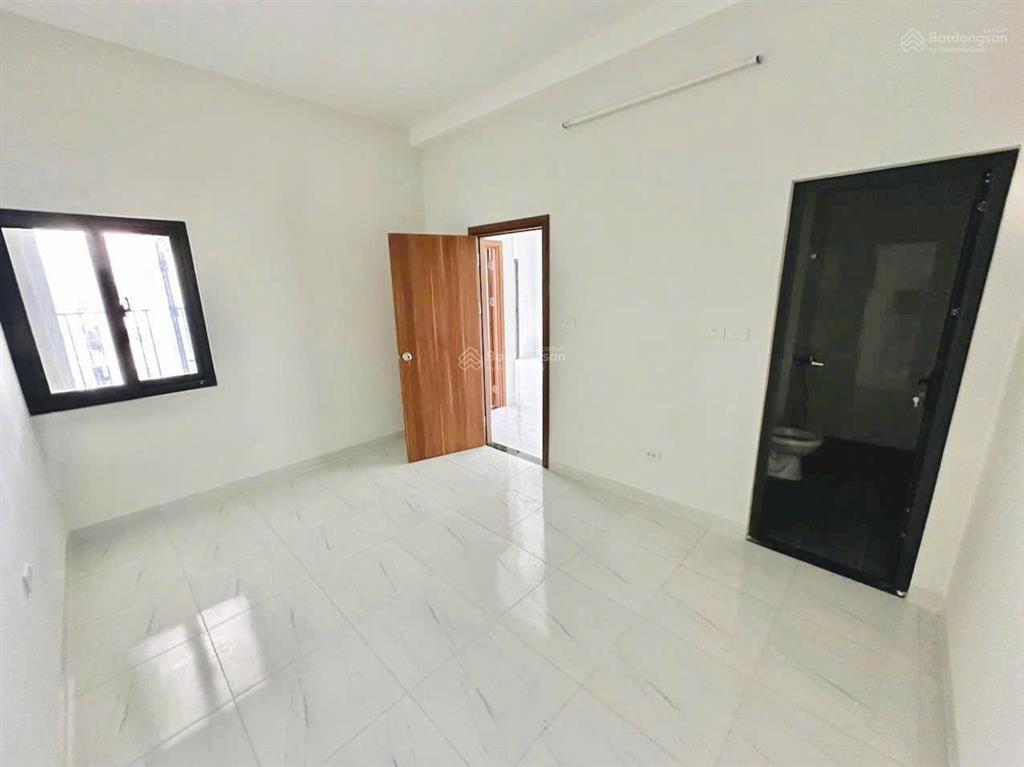 Căn hộ ssh08 hà quang 1  bố cục đẹp, chưa qua sử dụng  ban công phòng khách rộng hướng đông nam