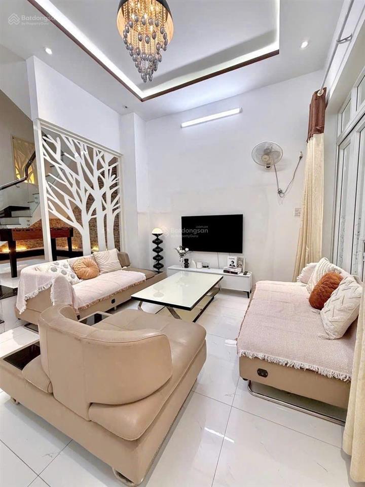 Bán nhà 4 tầng mặt tiền đường nguyễn thị minh khai  tp nha trang.
 nhà 4 tầng mặt tiền kinh doa