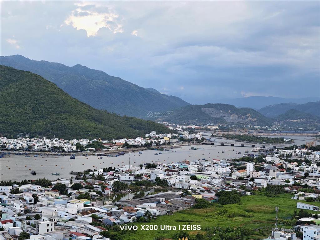 Bán chung cư phường võ thị sáu nha trang view biển đẹp
diện tích 63m² phòng ngủ