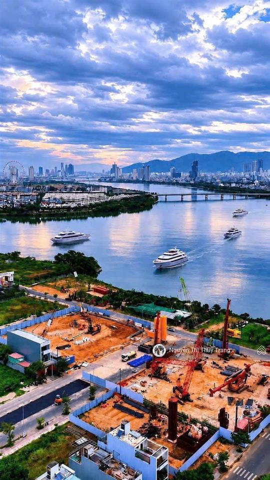 Siêu phẩm mặt sông slight giá chỉ 2tỷx/2pn, view đẹp pháo hoa sông hàn tầng cao