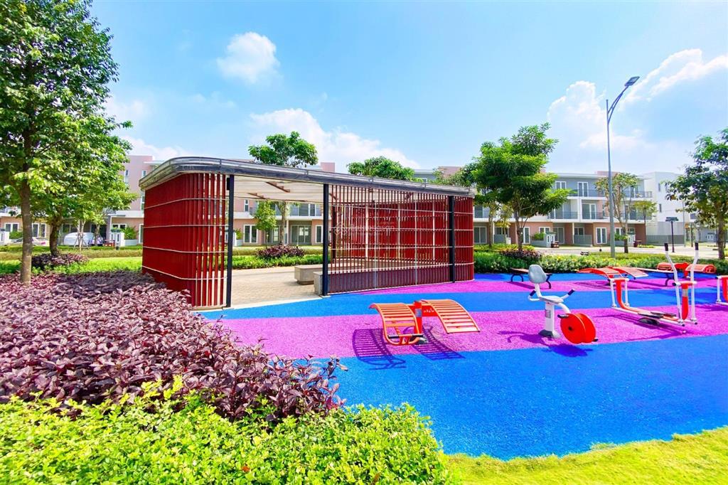 Chính chủ bán shophouse căn góc dragon village  177,2m2  3 tầng  2 mặt thoáng  giá 11,95 tỷ