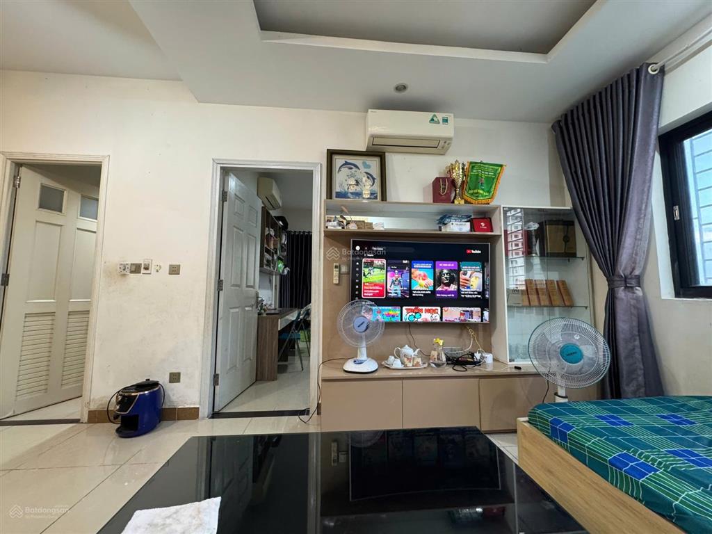 Bán căn hộ era town. 67m2, 2pn, 2wc, full nội thất. giá 2,75 tỷ bao hết (được trừ lại 2% số)