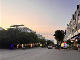 Bán lô đất nền viêw công viên kdc dương hồng, 5x19m. đường 12m. nhỉnh 9 tỷ tl chính chủ