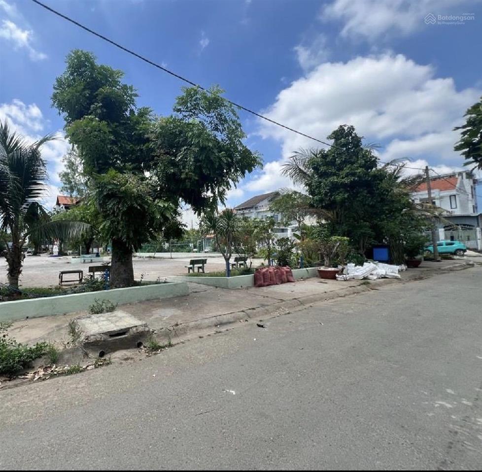 Đất đẹp view công viên phạm thế hiển 4x22 chỉ hơn 5 ty
