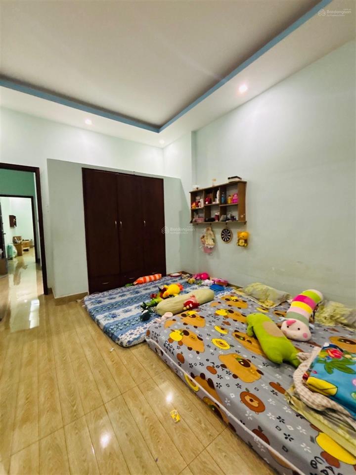 Bán nhà 3 tầng giá tốt kdc phú lợi. đường nội bộ 8m, dt 80m² nhỉnh 6 tỷ.