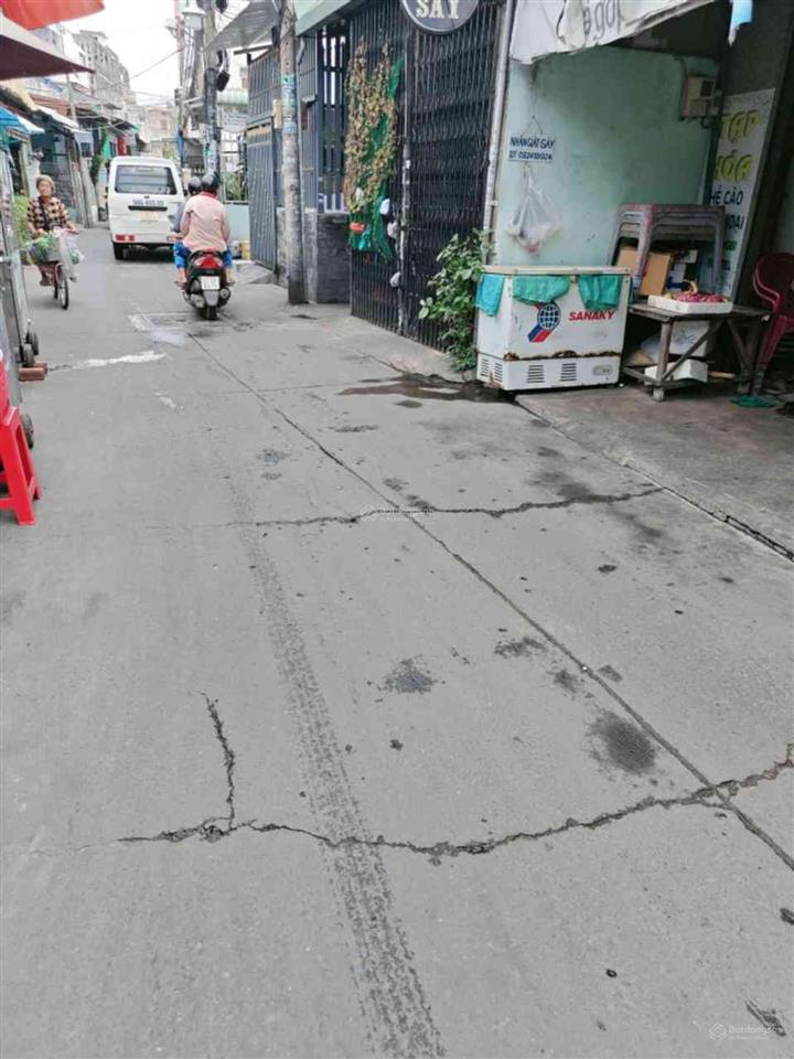 Bán nhà dt siêu khủng 100.7m2 gần ngay kdc bình hưngnhà cứng cáp mới đẹp 4pn lớnchỉ nhỉnh 6 tỷ