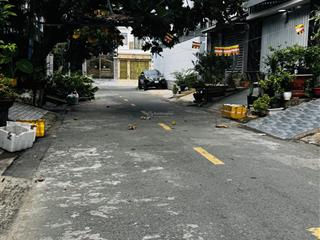 Bán nhà mới đẹp 100 m23 tầng kdc gia hoà. đường 8m. nhỉnh 5 tỷ.
