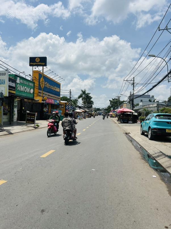 Nhà mt đường an phú tây  hưng long  dt 400m2, ngang 9m  nở hậu  dòng tiền 15tr/th. giá 11 tỷ
