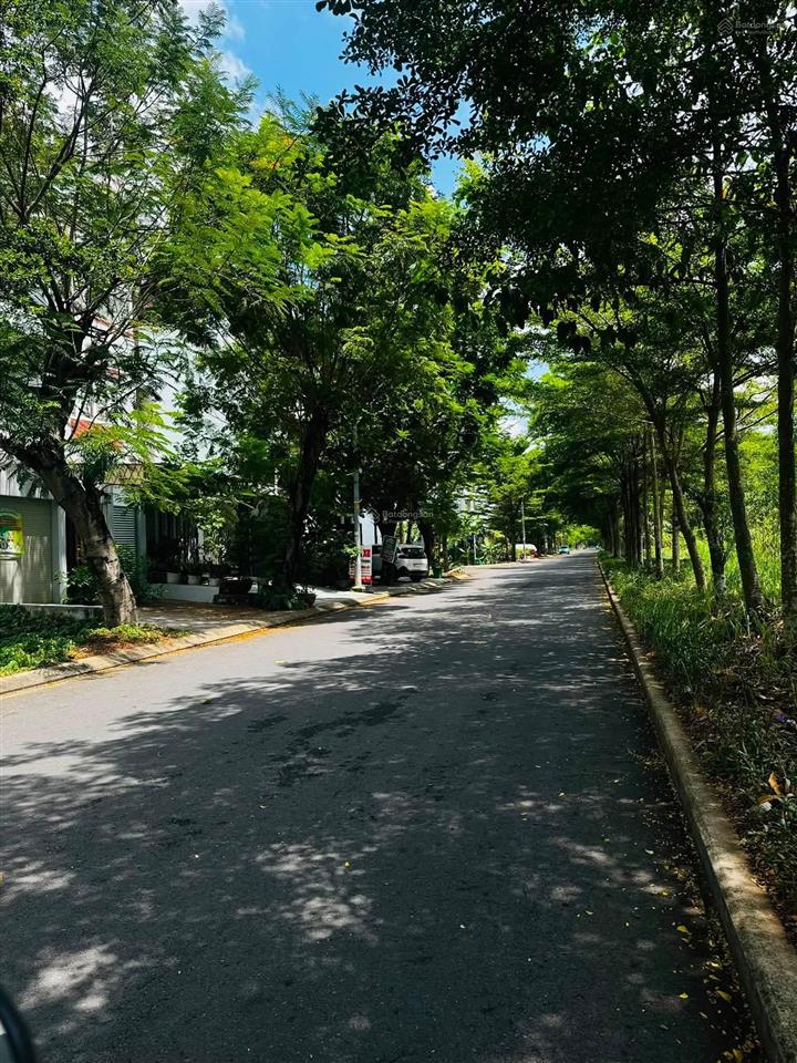 Nhà đẹp 5 tầng  nội thất cao cấp  khu dân cư greenlife 13c  dt 5x18m  đường 8m  7*** tỷ