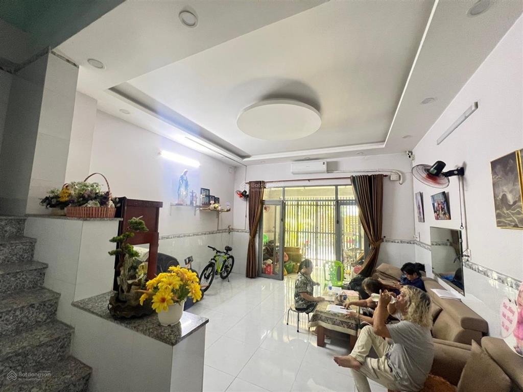 Nhà đẹp 4 tầng ngay kdc chợ bình điền  5x16m  đường 10m. giá chỉ nhỉnh 6 tỷ