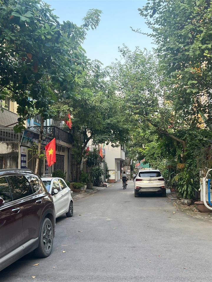 Giá 12,2 tỷ liền kề kdt hacom duyên thái, ngọc hồi 77m2, vỉa hè, kinh doanh!
