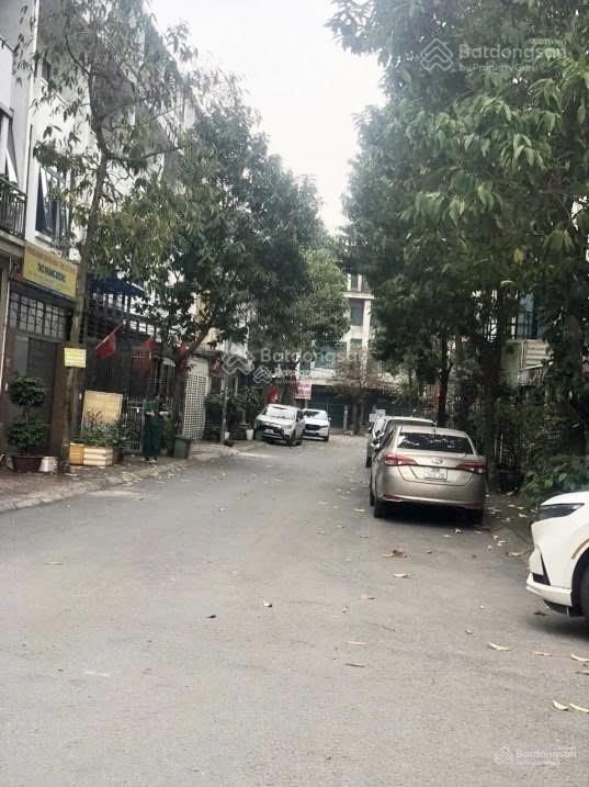 Giá 12,2 tỷ liền kề kdt hacom duyên thái, ngọc hồi 77m2, vỉa hè, kinh doanh!