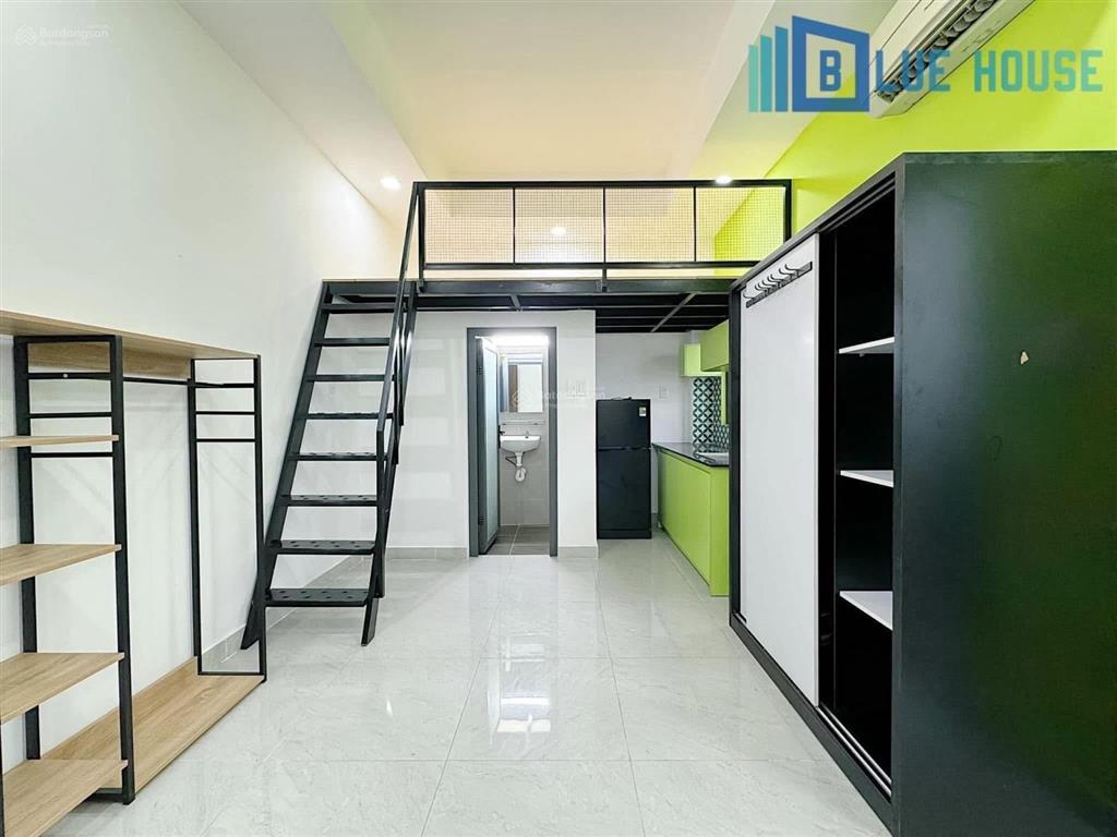 Phòng gác sinh viên full nt bancol rộng rãi ở được 34 người