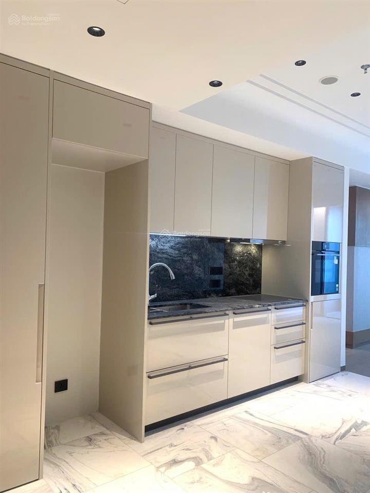 Giá tốt  bán căn 2pn  grand marina saigon view thảo cầm viên