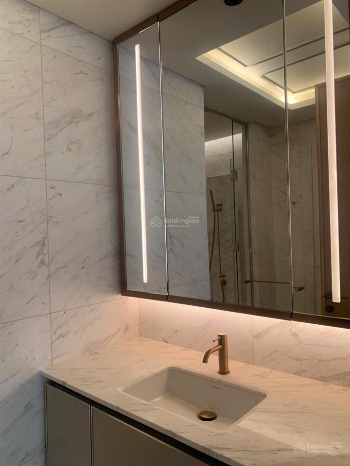 Giá tốt  bán căn 2pn  grand marina saigon view thảo cầm viên
