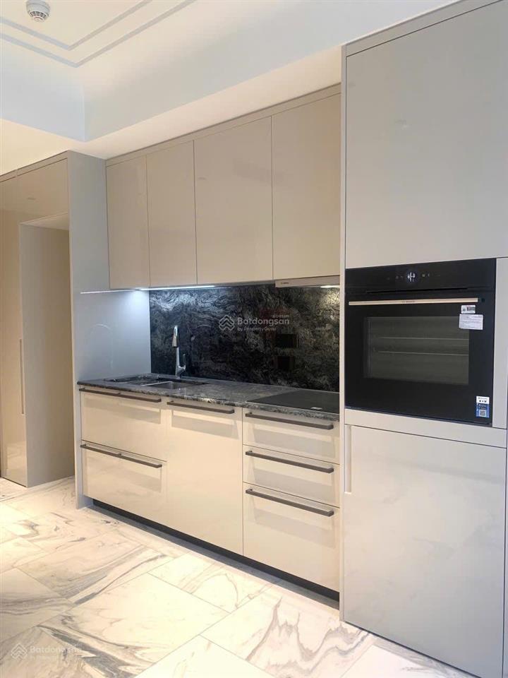 Giá tốt  bán căn 2pn  grand marina saigon view thảo cầm viên