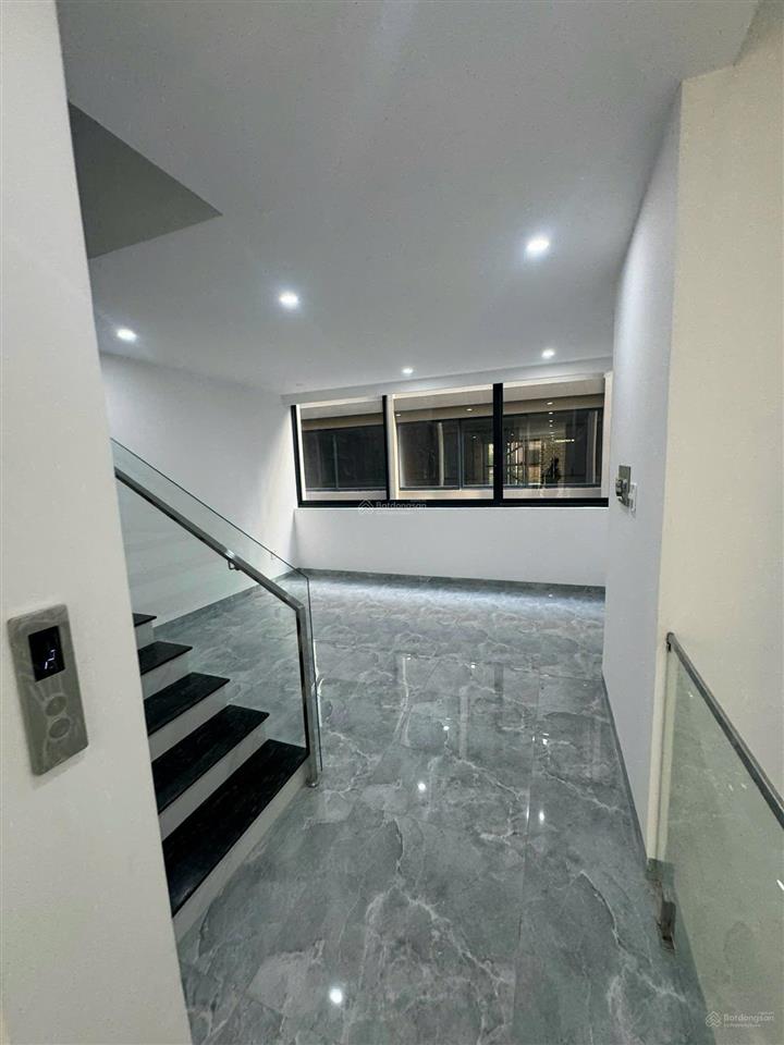 Giá tốt  cho thuê nhà phố soho hoàn thiện nội thất cơ bản ngay trục đường wiyo complex