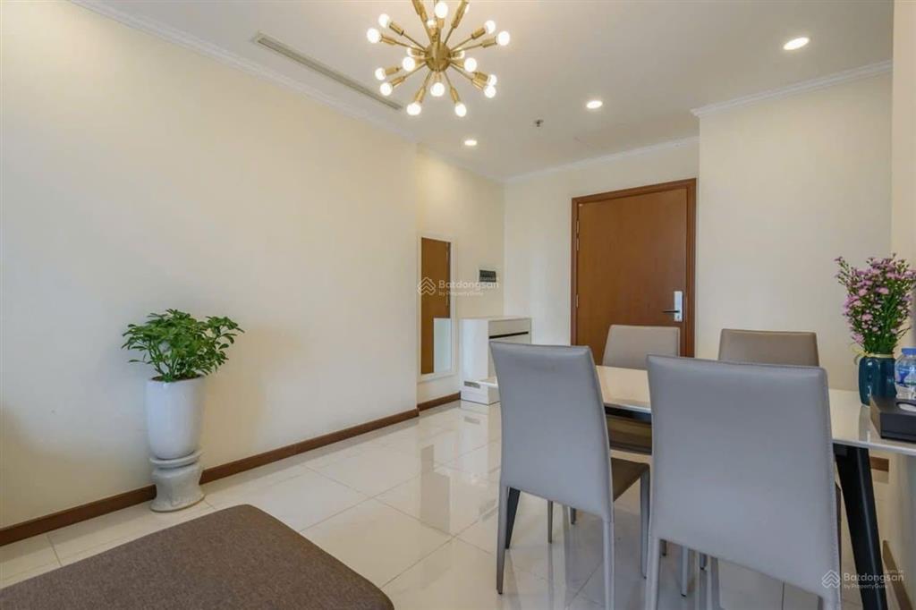 1pn landmark plus 6,5 tỷ bán nhanh