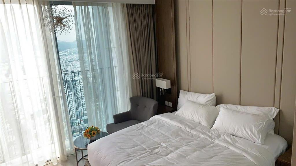 Bán căn studio panorama tầng cao view phố căn tầng 37