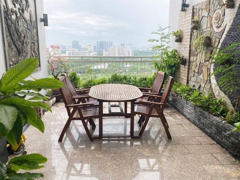 Bán căn hộ sân vườn phú hoàng anh 5pn, sổ hồng riêng, full nội thất