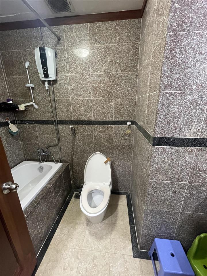 Căn 3pn view toàn cảnh tp, sổ hồng riêng, đầy đủ nội thất, tầng cao thoáng gió, mát mẻ