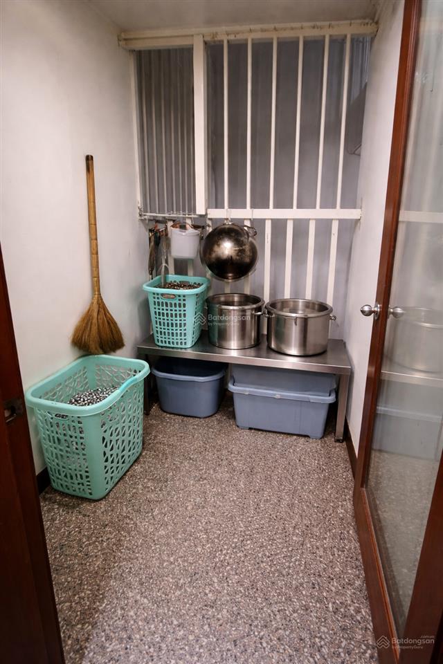 Căn 3pn view toàn cảnh tp, sổ hồng riêng, đầy đủ nội thất, tầng cao thoáng gió, mát mẻ