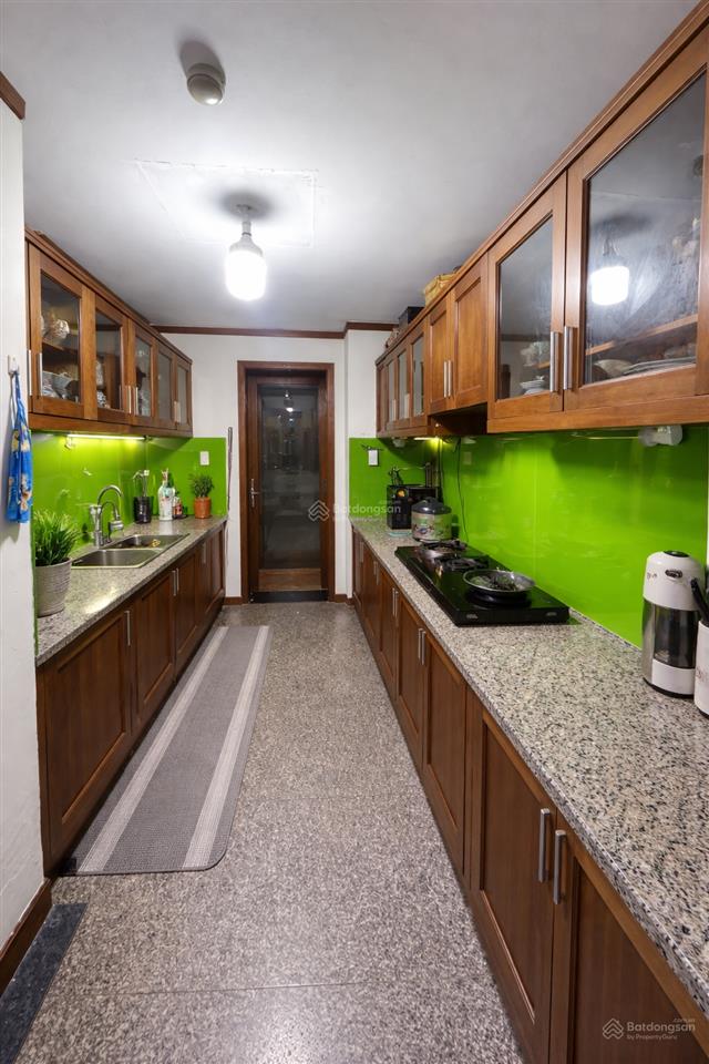 Căn 3pn view toàn cảnh tp, sổ hồng riêng, đầy đủ nội thất, tầng cao thoáng gió, mát mẻ