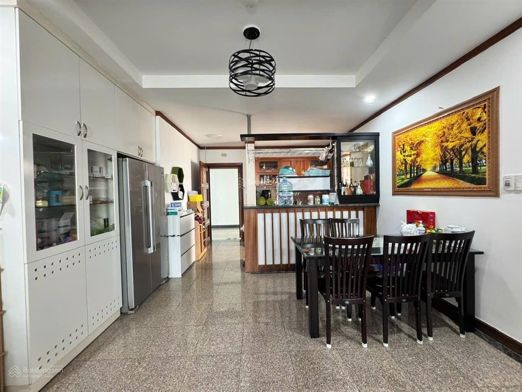 Bán căn hộ 2pn88m² đầy đủ nội thất, sổ hồng riêng