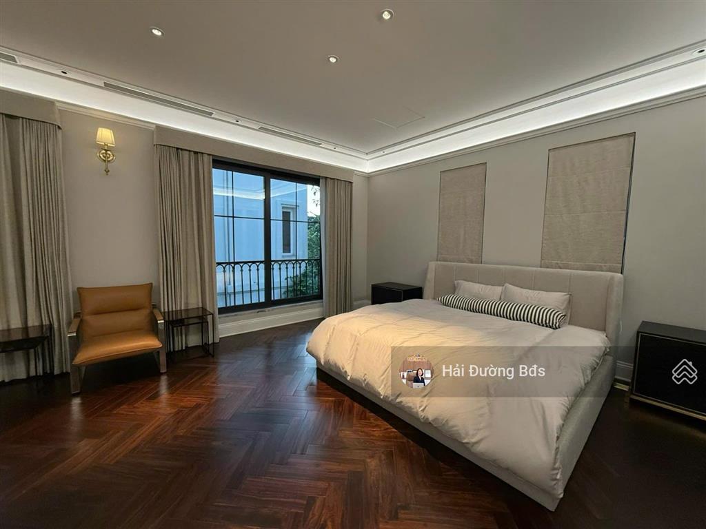 Hoa phượng 145m2, mặt tiền 14m, xây dựng trên 270m2, song lập không chung tường, nội thất âu 20 tỷ.