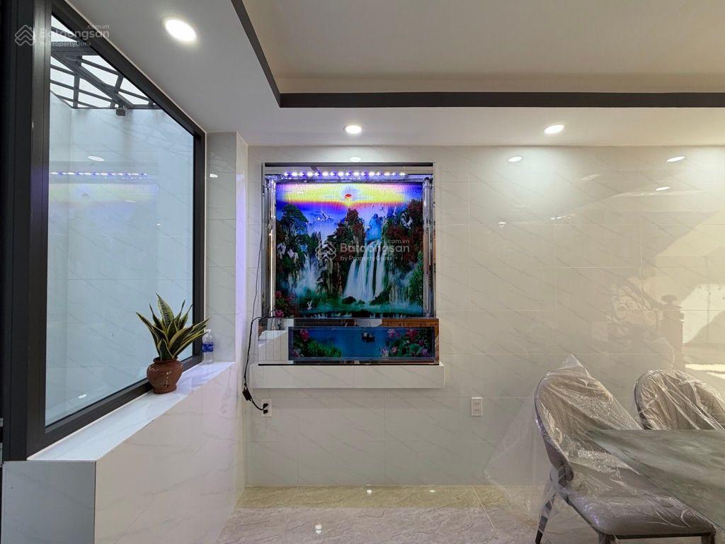 Nhà xây mới lê quang định  giáp bình thạnh  5pn khép kín  đường 10m  chỉ 10.3 tỷ 4 tầng