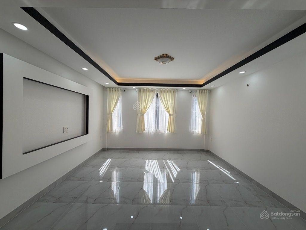 Nhà xây mới lê quang định  giáp bình thạnh  5pn khép kín  đường 10m  chỉ 10.3 tỷ 4 tầng