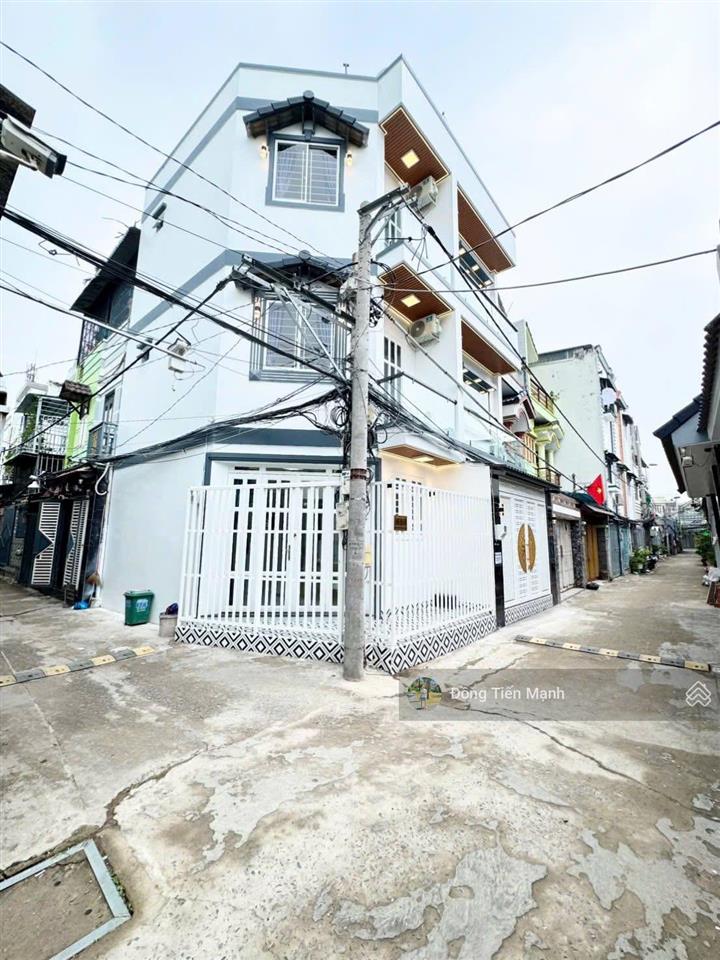 Nhà mới ở ngay  4x9  3 tầng  không ngập  ngay cầu phú xuân  nhỉnh 2 tỷ