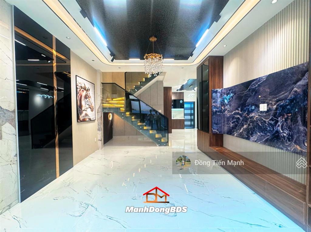 Nhà ngang 6m bề thế  hẻm xe hơi  gần go nguyễn thị thập  nhỉnh 7tỷ