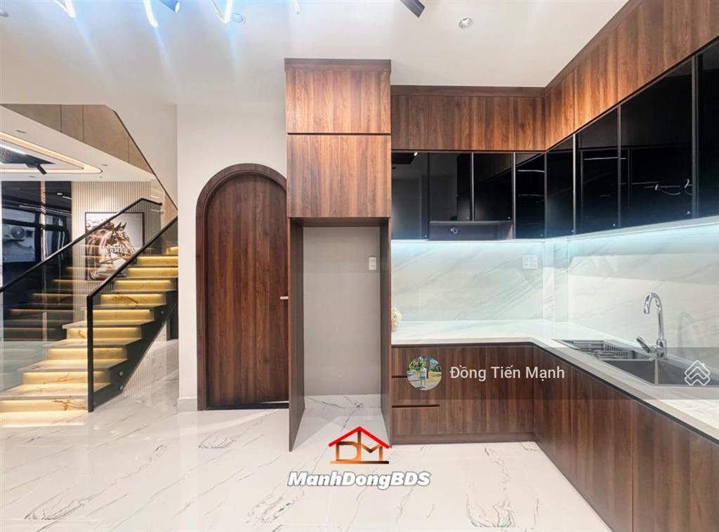 Nhà ngang 6m bề thế  hẻm xe hơi  gần go nguyễn thị thập  nhỉnh 7tỷ