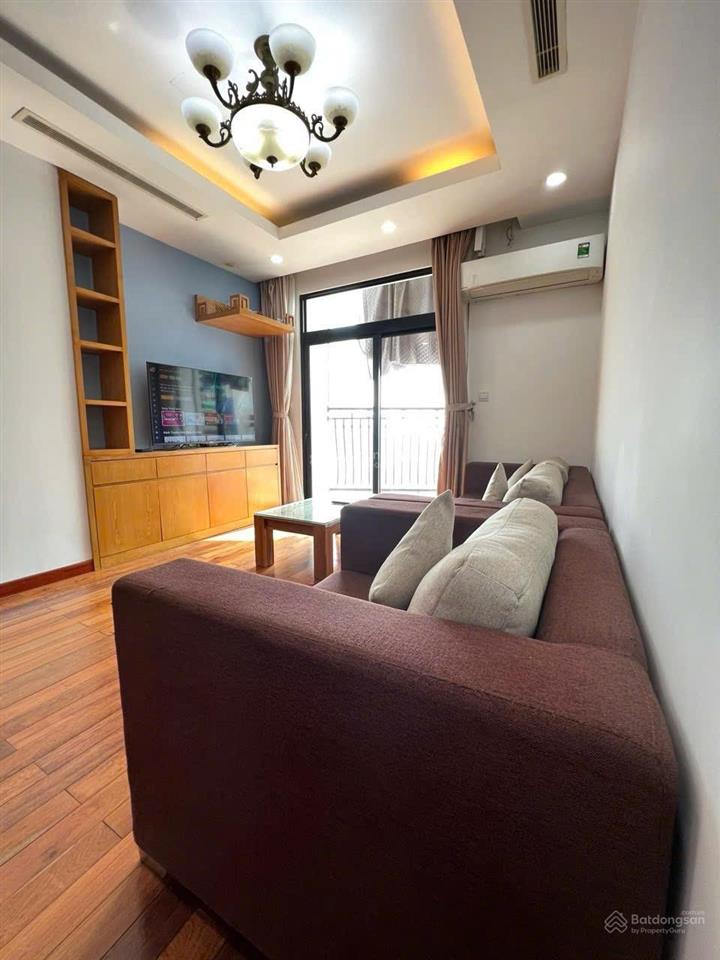 Bán căn 2 phòng ngủ, 2 ban công nhỏ