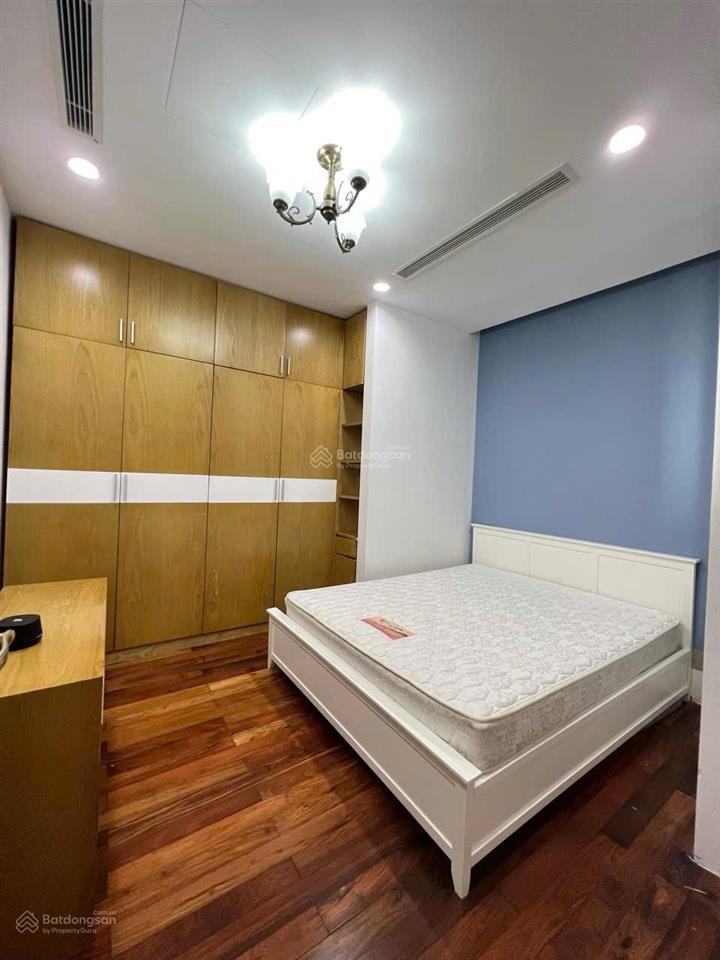 Bán căn 2 phòng ngủ, 2 ban công nhỏ