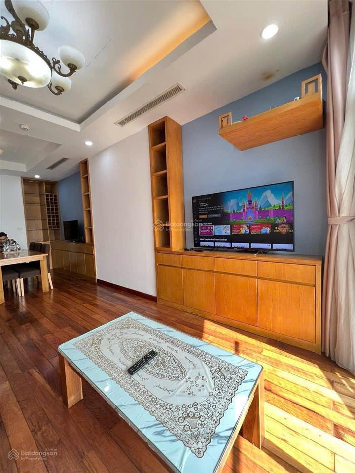Bán căn 2 phòng ngủ, 2 ban công nhỏ
