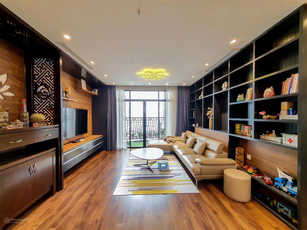 Bán căn vòm nhỏ r3, nhà đã sửa đẹp, chủ nhà thiệt trí bán