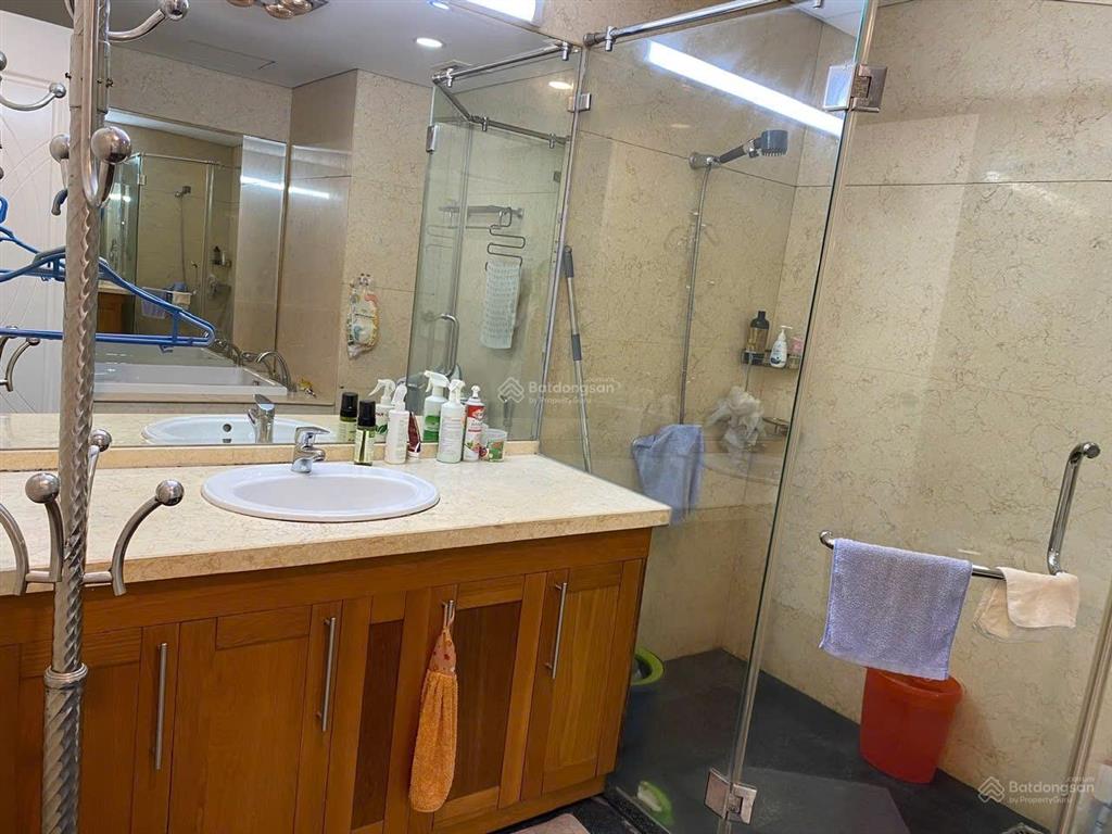 Bán căn hộ 2pn, 2wc tại royal city, 10 tỷ vnd, 104.9m2