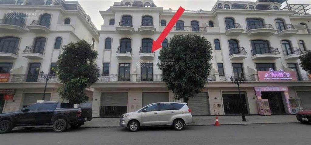 Hot hàng hiếm bán căn kinh đô không số đối diện vincom cần bán, giá 22,x tỷ