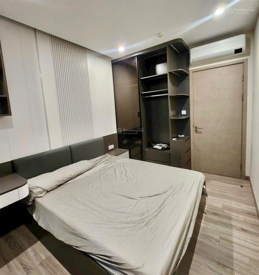 Bán căn 3n view đảo sky forest full đồ. giá 7,9 tỷ