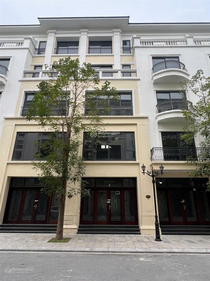 8,5 tỷ bán gấp 70 m2 san hô, sẵn sổ đỏ lâu dài, cạnh biển hồ tạo sóng 18ha, công viên