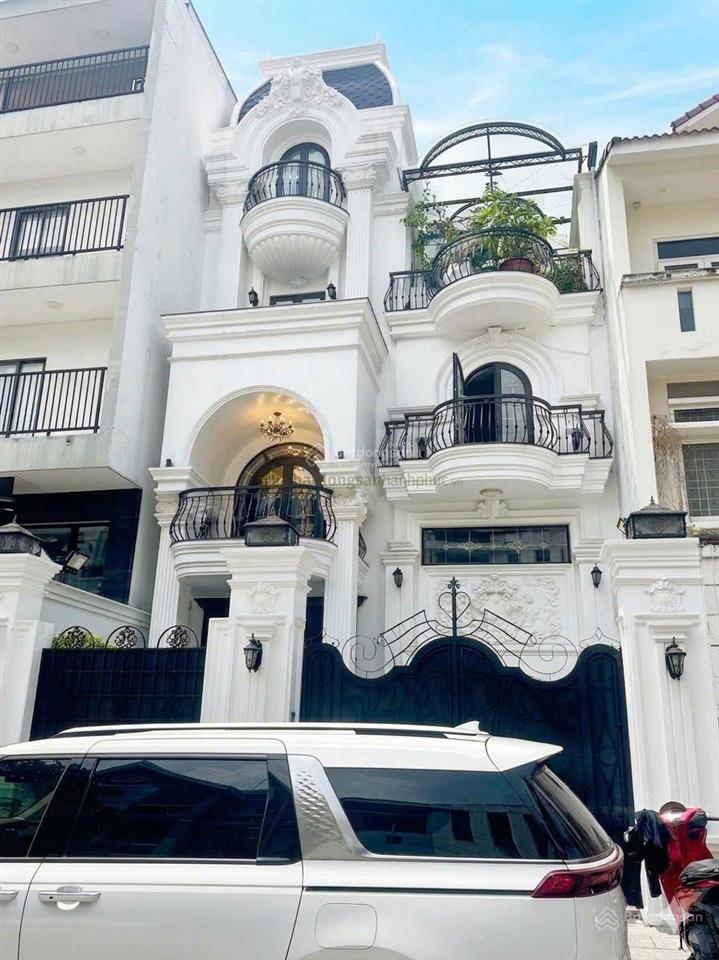 Cơ hội sở hữu biệt thự giảm giá sâu 62 tỷ giảm còn 52 tỷ ngay nguyễn hoàng q2 dt 10 x 20 hầm 3 lầu