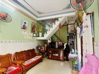 Bán nhà lô góc Dương Đình Nghệ gần biển 300m, 34.52m2, giá 5.5 tỷ

Nội dung bài đăng: